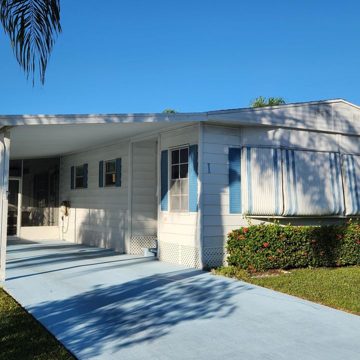 For Sale: $65,000 (2 beds, 2 baths, 1400 Square Feet)