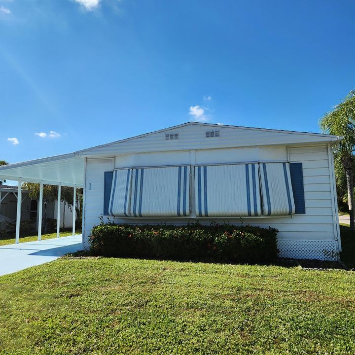 For Sale: $65,000 (2 beds, 2 baths, 1400 Square Feet)