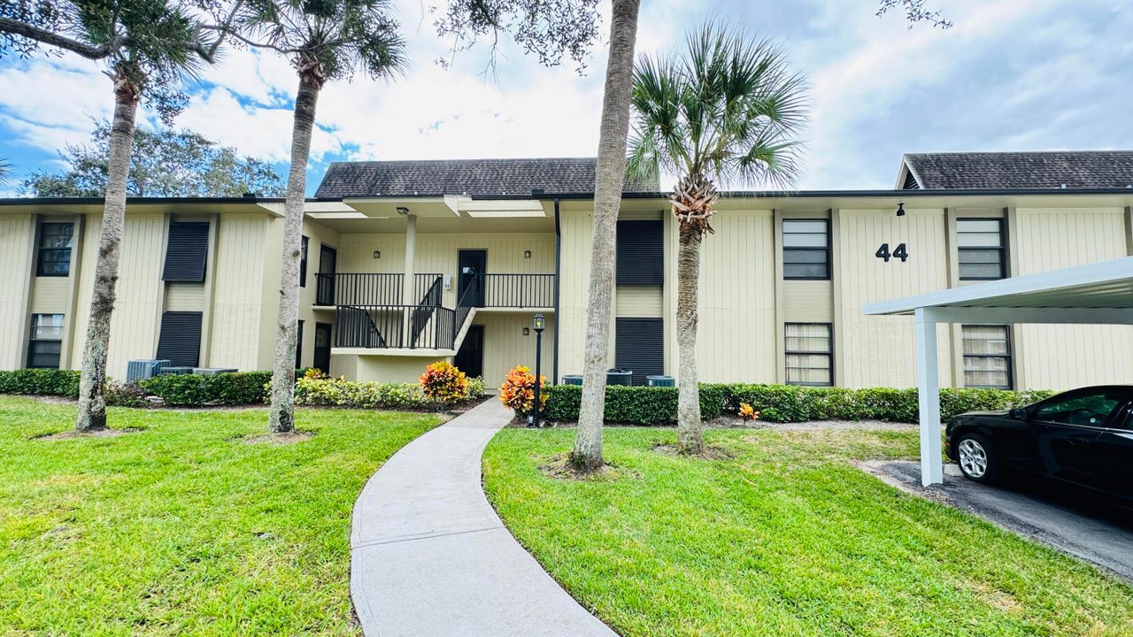 На продажу: $130,000 (1 спален, 1 ванн, 804 Квадратных фут)