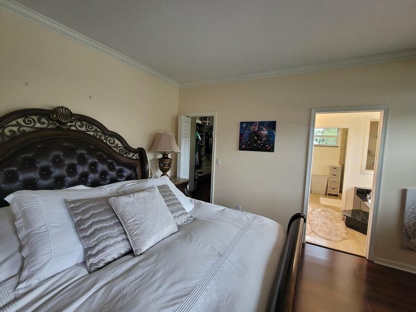 待售: $1,100,000 (5 贝兹, 4 浴室, 3010 平方英尺)