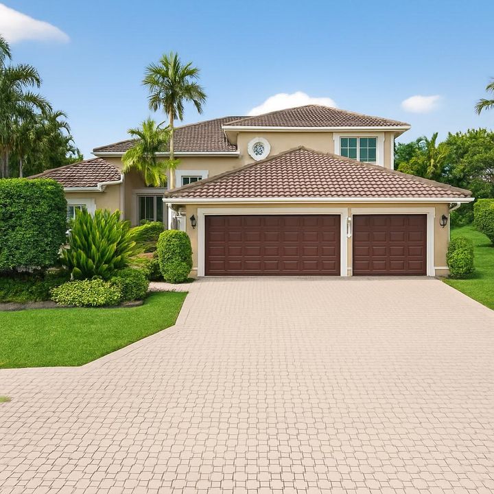 For Sale: $1,019,000 (5 beds, 3 baths, 3390 Square Feet)