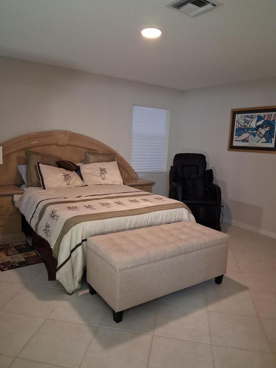 For Sale: $324,900 (3 beds, 2 baths, 1722 Square Feet)