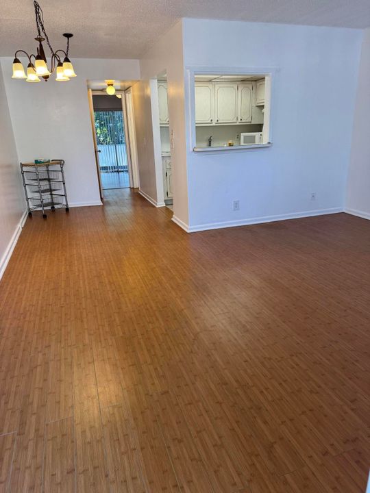 En Renta: $1,400 (1 camas, 1 baños, 585 Pies cuadrados)