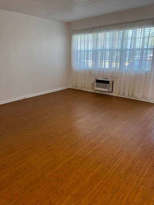 En Renta: $1,400 (1 camas, 1 baños, 585 Pies cuadrados)