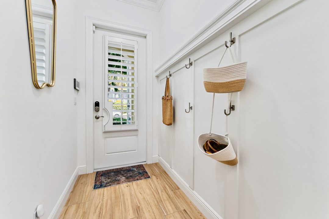 En Venta: $1,190,000 (3 camas, 2 baños, 1995 Pies cuadrados)