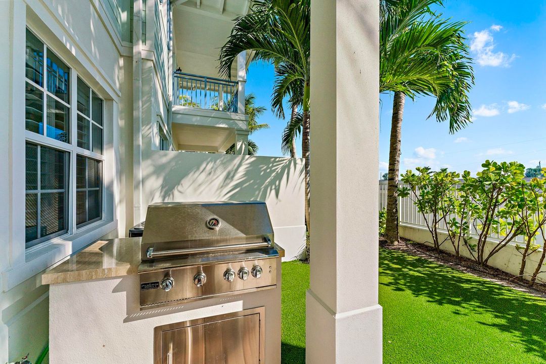 En Venta: $1,190,000 (3 camas, 2 baños, 1995 Pies cuadrados)