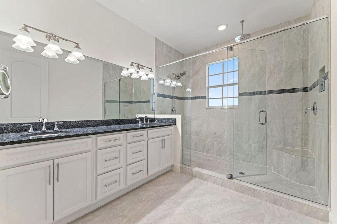 En Venta: $1,190,000 (3 camas, 2 baños, 1995 Pies cuadrados)