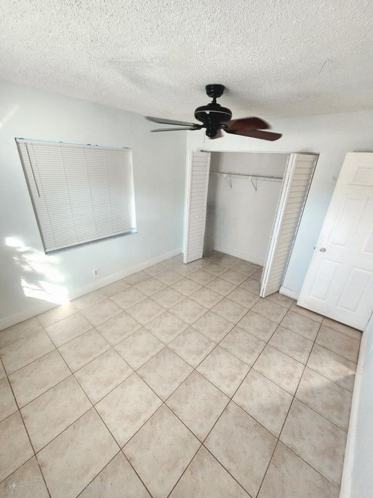 For Rent: $3,850 (4 beds, 2 baths, 2301 Square Feet)