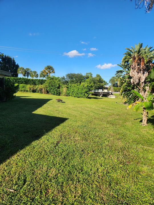 For Rent: $3,850 (4 beds, 2 baths, 2301 Square Feet)