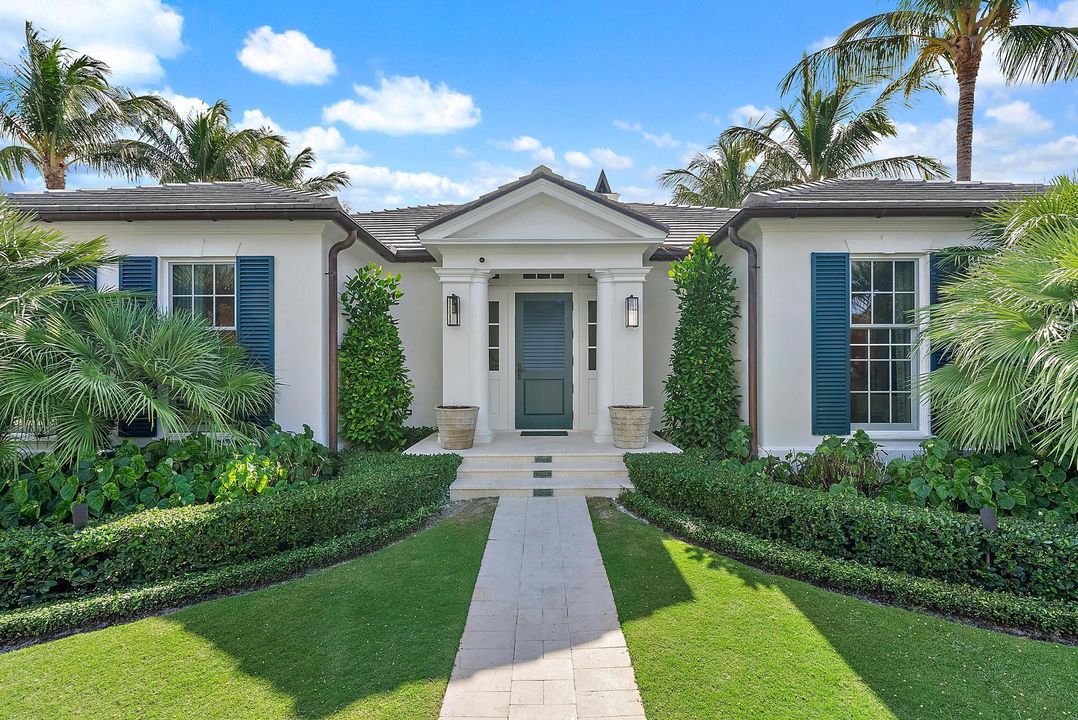 For Sale: $12,950,000 (5 beds, 6 baths, 4380 Square Feet)