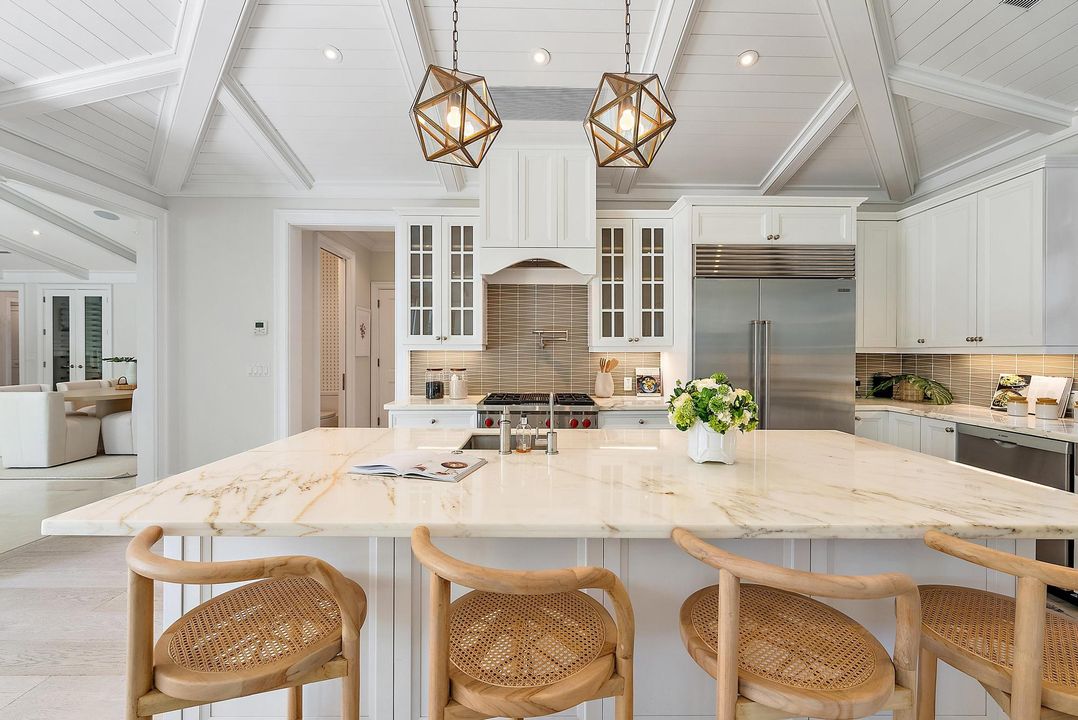 For Sale: $12,950,000 (5 beds, 6 baths, 4380 Square Feet)