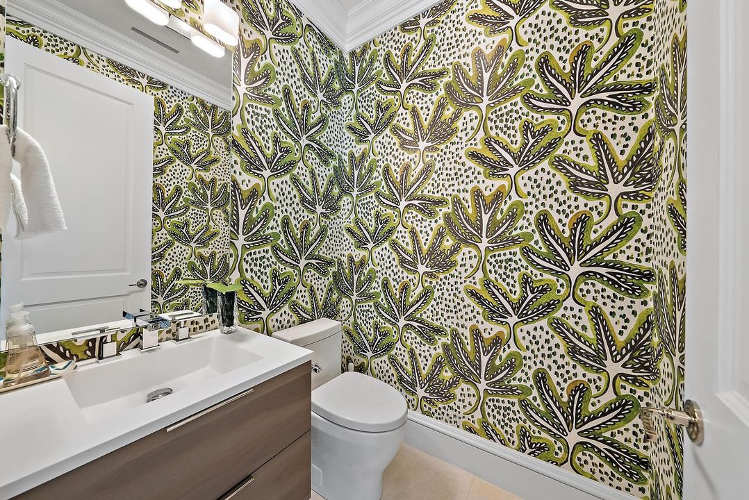 For Sale: $12,950,000 (5 beds, 6 baths, 4380 Square Feet)