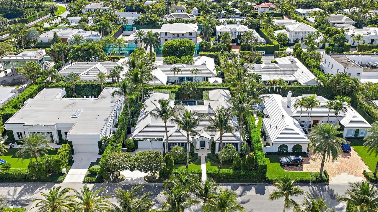 For Sale: $12,950,000 (5 beds, 6 baths, 4380 Square Feet)