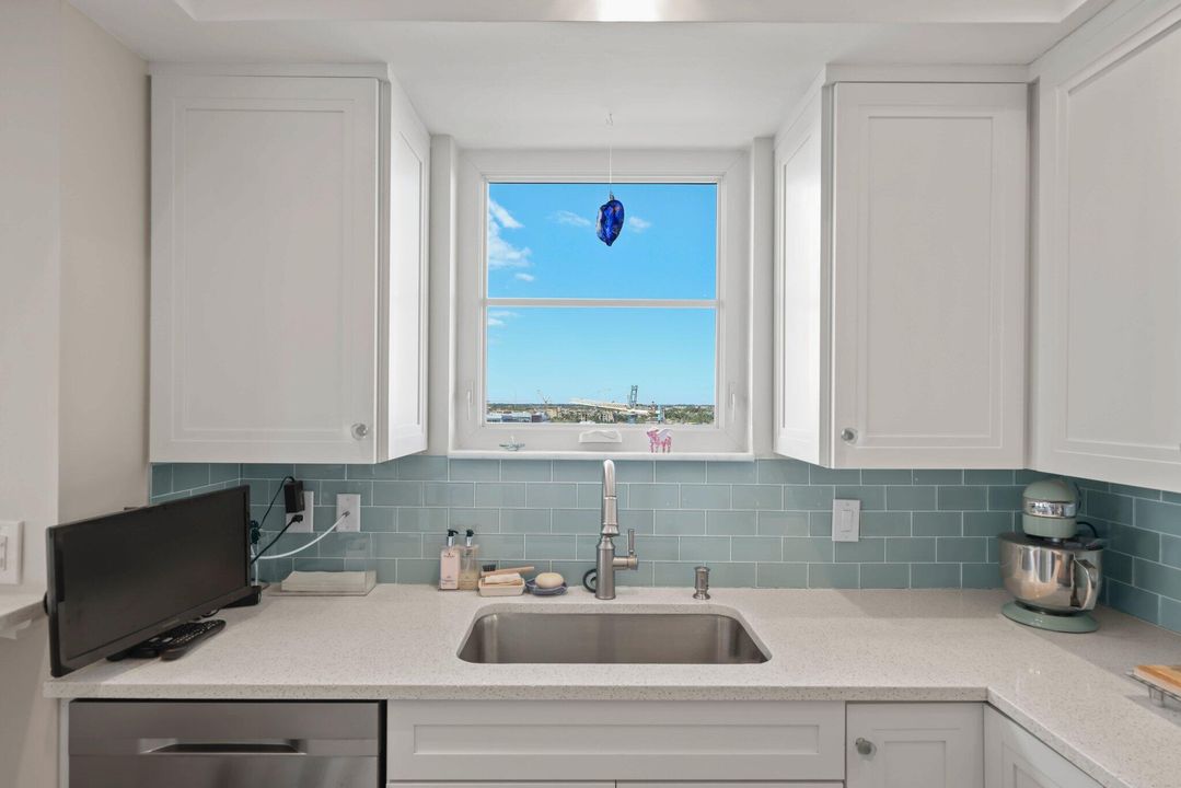 En Venta: $1,429,000 (2 camas, 2 baños, 1538 Pies cuadrados)