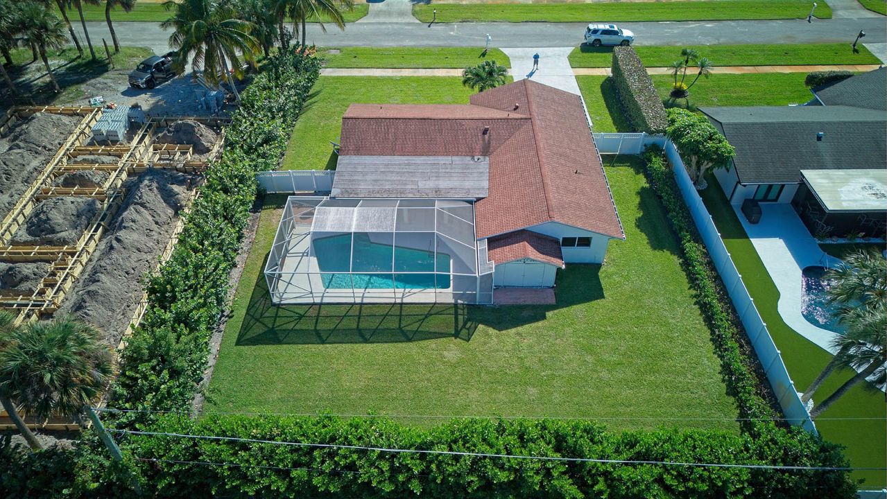 В аренду: $6,000 (3 спален, 2 ванн, 1737 Квадратных фут)