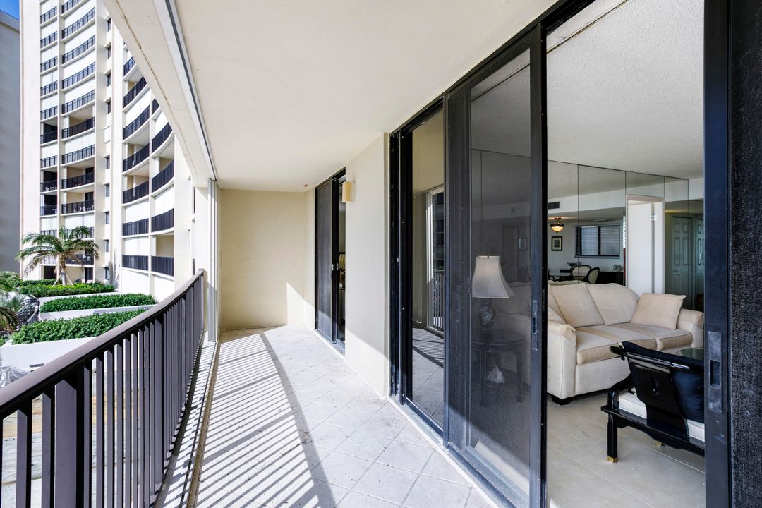 En Venta: $598,000 (2 camas, 2 baños, 1170 Pies cuadrados)