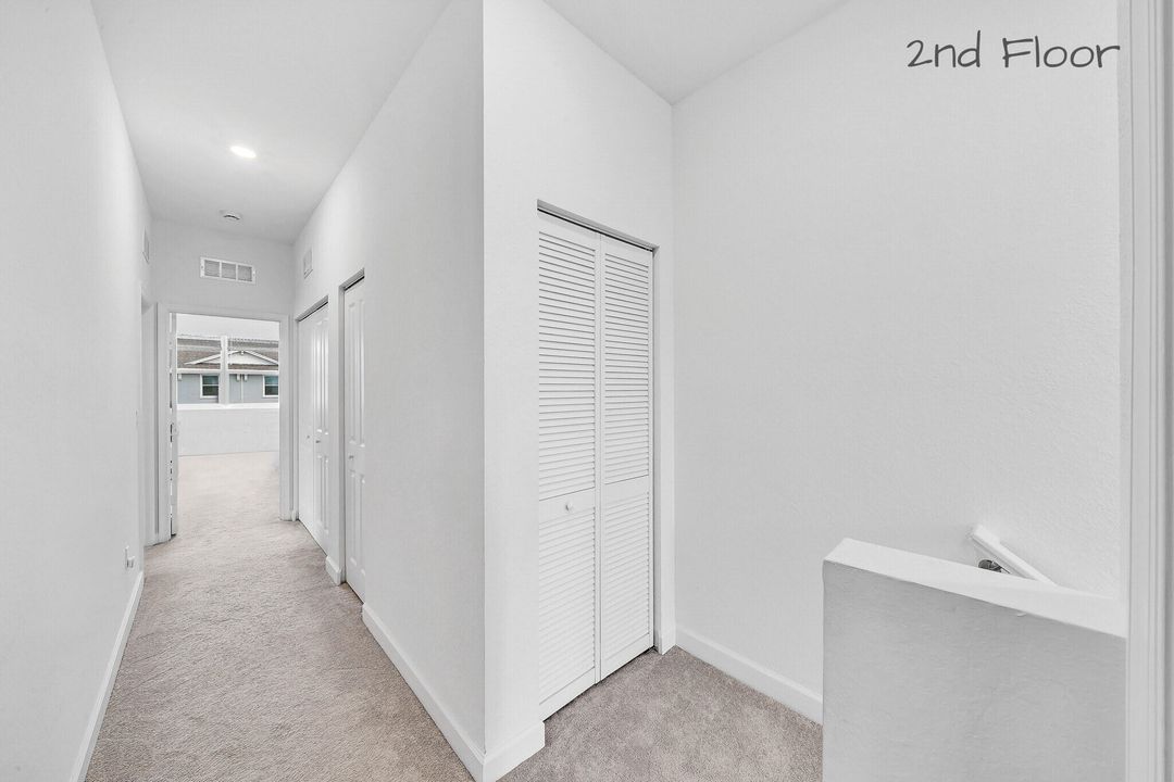 For Rent: $2,600 (4 beds, 2 baths, 1821 Square Feet)