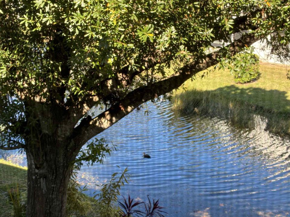 For Sale: $199,500 (2 beds, 3 baths, 1460 Square Feet)