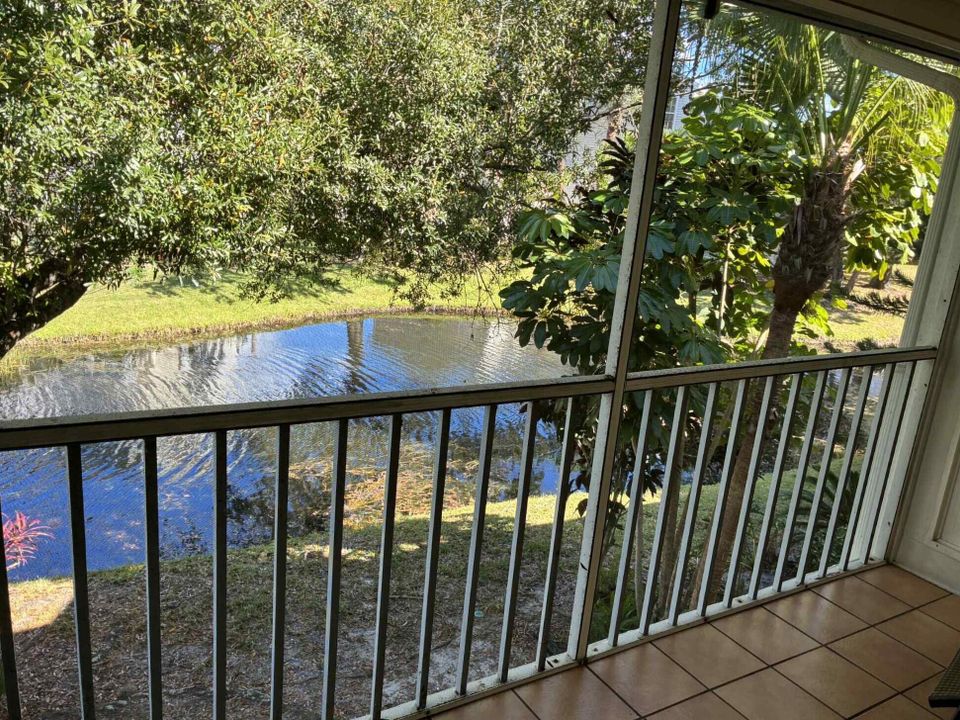 For Sale: $199,500 (2 beds, 3 baths, 1460 Square Feet)