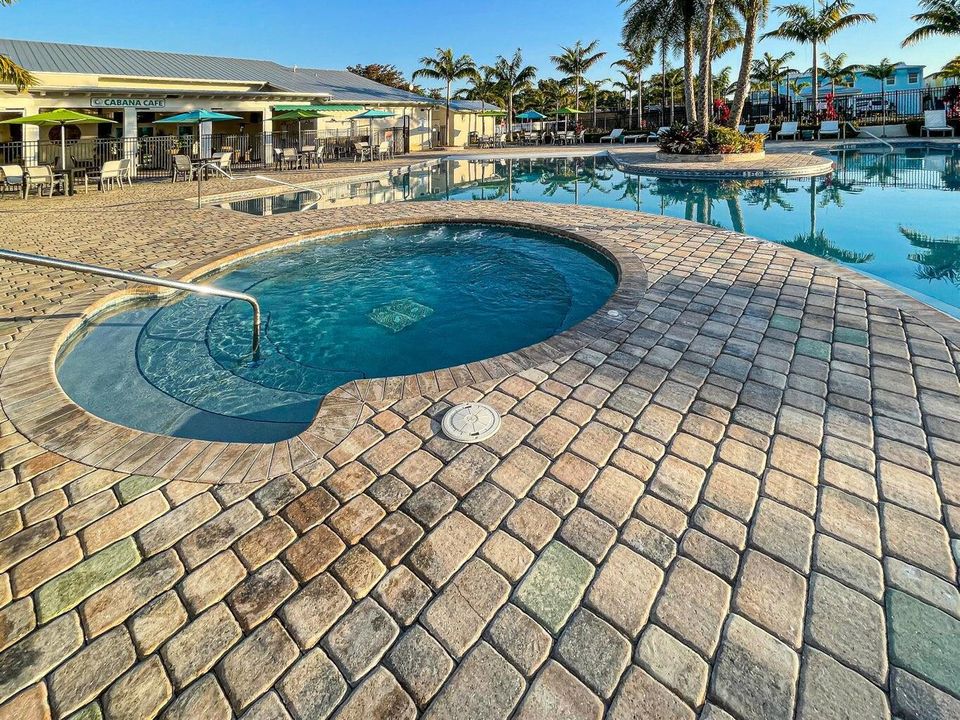 待售: $279,000 (2 贝兹, 2 浴室, 1066 平方英尺)