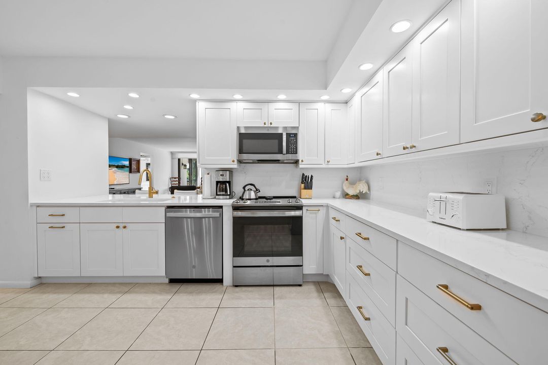 For Rent: $7,500 (2 beds, 2 baths, 1412 Square Feet)