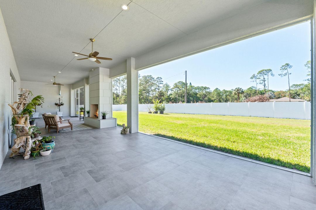 For Sale: $2,195,000 (4 beds, 4 baths, 4555 Square Feet)