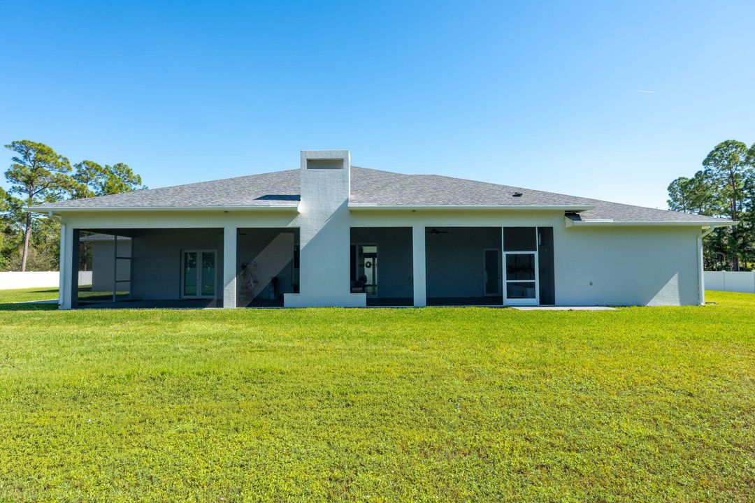 For Sale: $2,195,000 (4 beds, 4 baths, 4555 Square Feet)