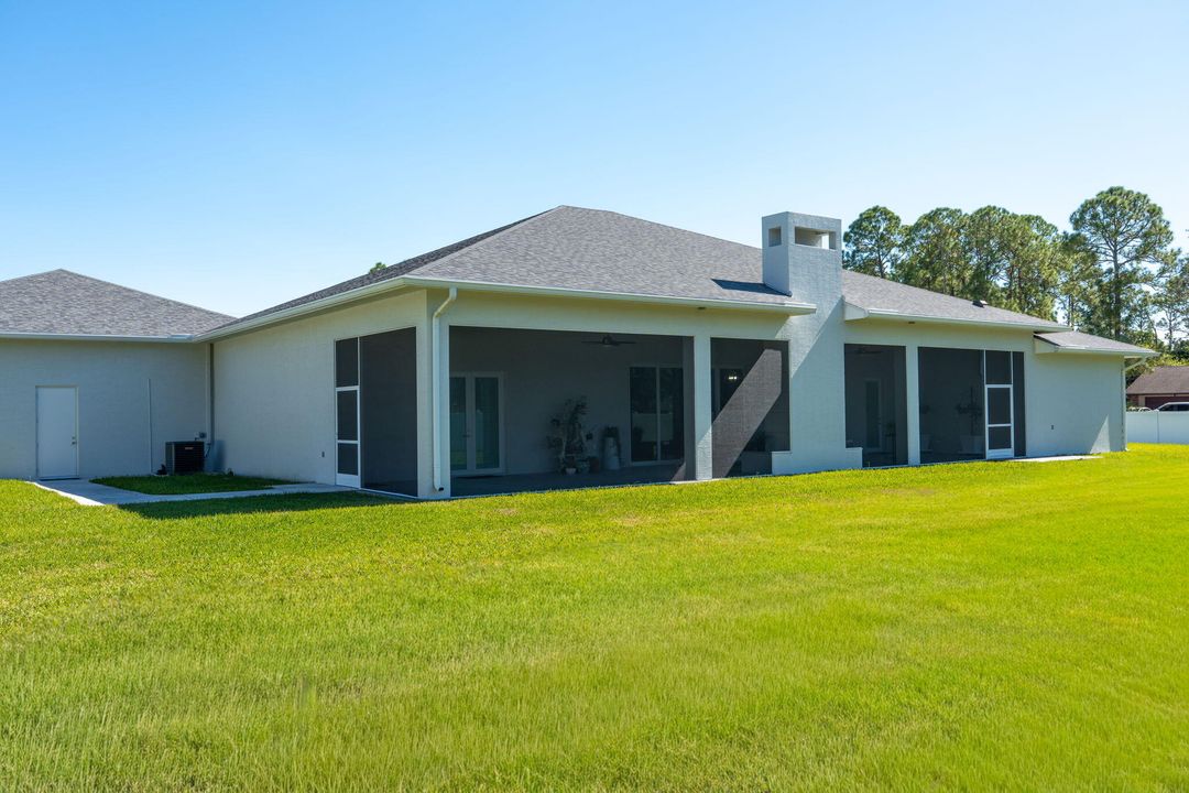 For Sale: $2,195,000 (4 beds, 4 baths, 4555 Square Feet)