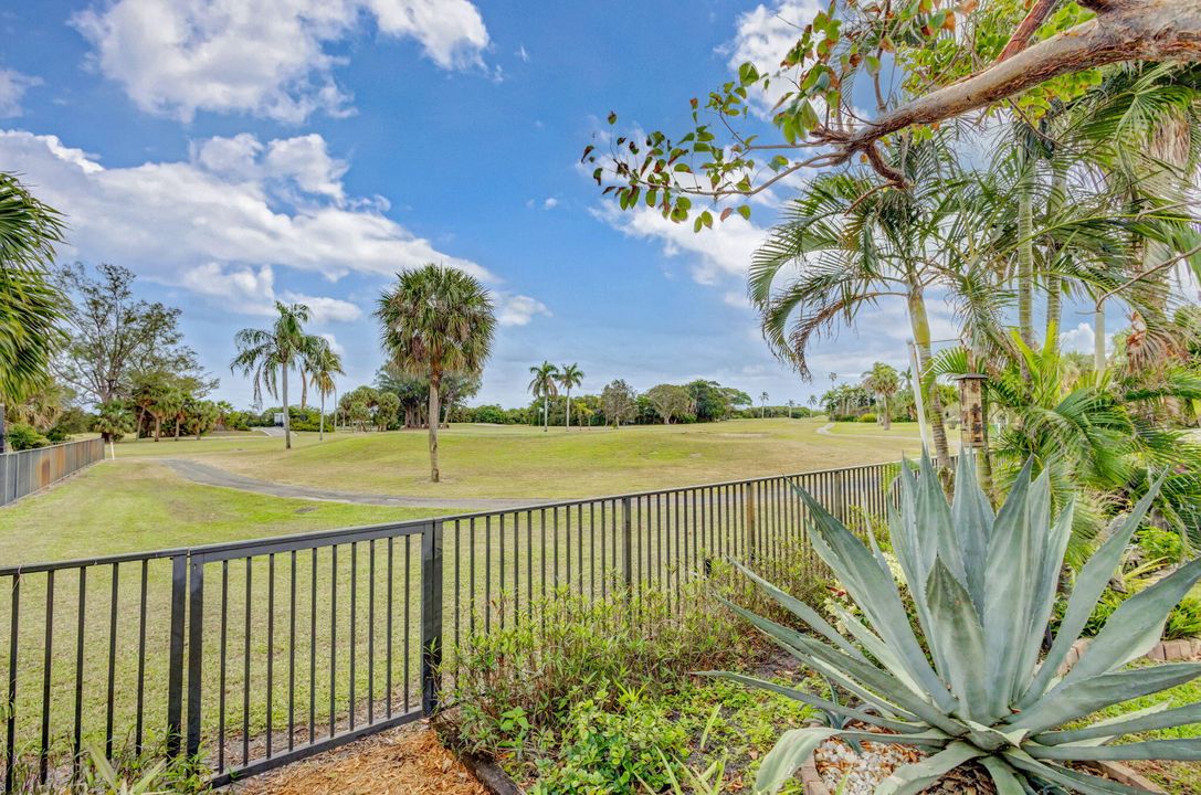 For Sale: $845,000 (2 beds, 2 baths, 1774 Square Feet)