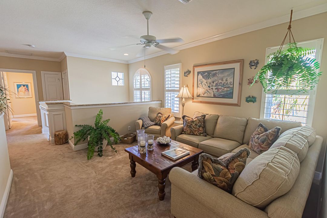 For Sale: $860,000 (5 beds, 5 baths, 3921 Square Feet)