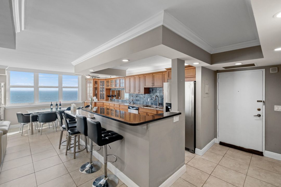 На продажу: $675,000 (2 спален, 2 ванн, 1400 Квадратных фут)