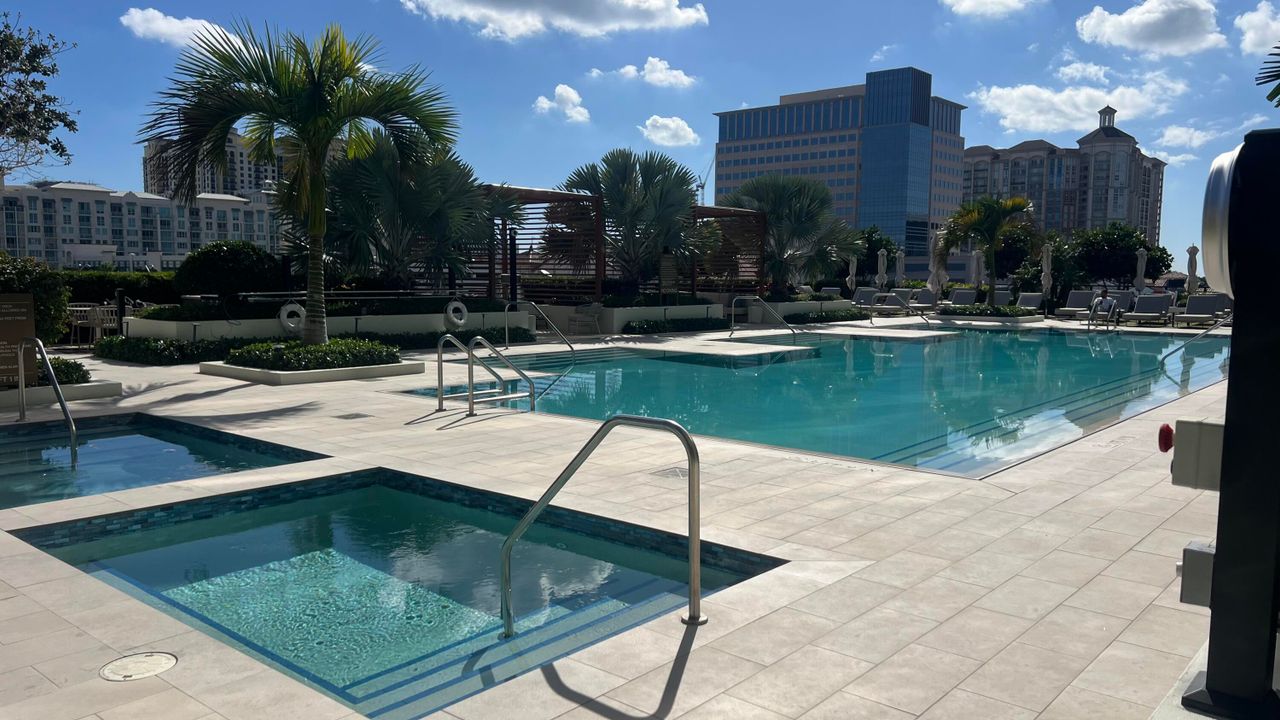 For Rent: $13,500 (2 beds, 2 baths, 1416 Square Feet)