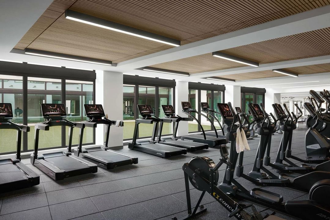 For Rent: $13,500 (2 beds, 2 baths, 1416 Square Feet)