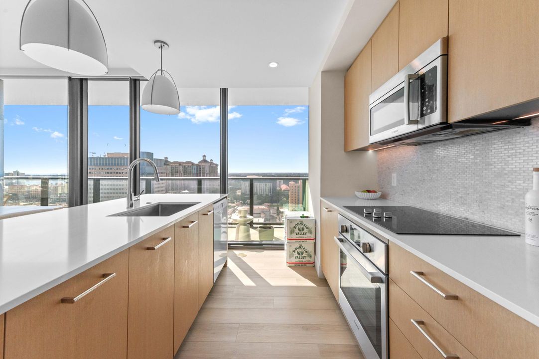 For Rent: $13,500 (2 beds, 2 baths, 1416 Square Feet)