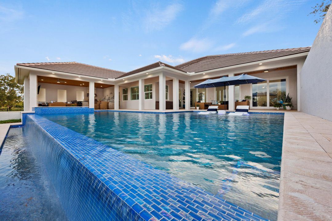 For Sale: $5,389,900 (5 beds, 3 baths, 5107 Square Feet)