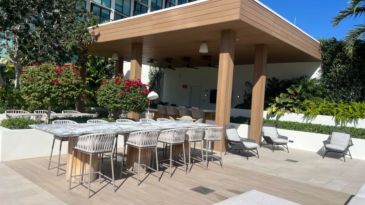 For Rent: $13,500 (2 beds, 2 baths, 1416 Square Feet)