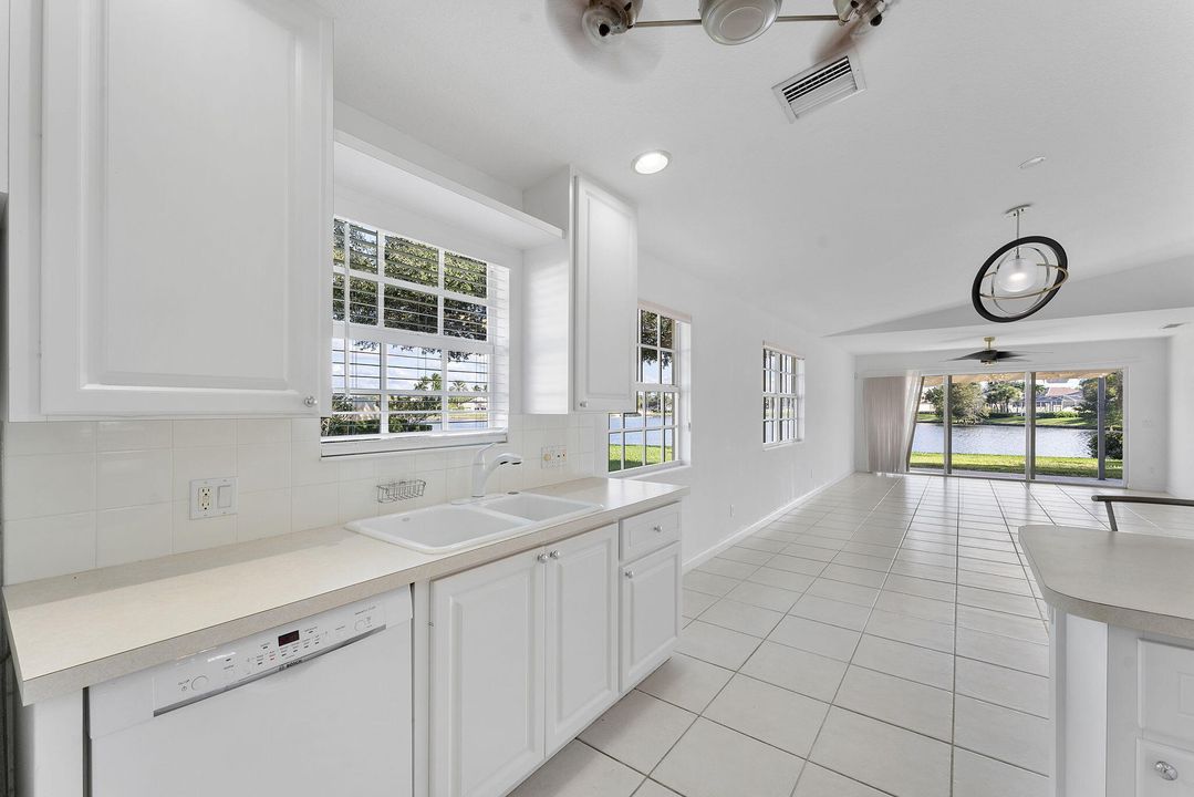 En Renta: $3,250 (2 camas, 2 baños, 1680 Pies cuadrados)