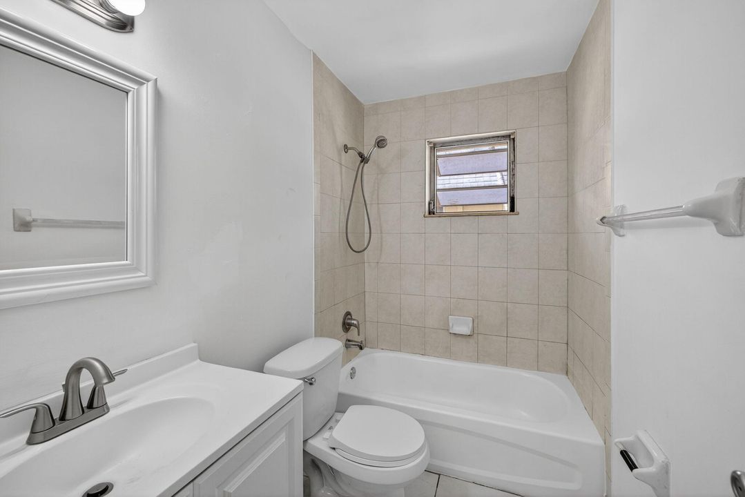 For Rent: $1,500 (1 beds, 1 baths, 800 Square Feet)