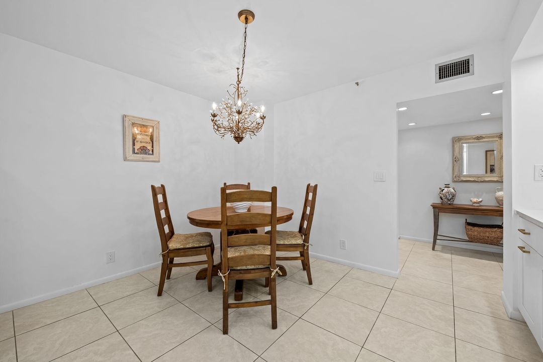 For Rent: $5,250 (2 beds, 2 baths, 1412 Square Feet)