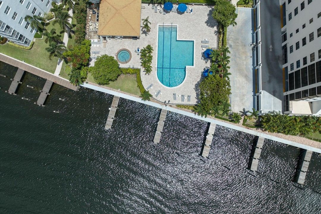 For Rent: $5,250 (2 beds, 2 baths, 1412 Square Feet)