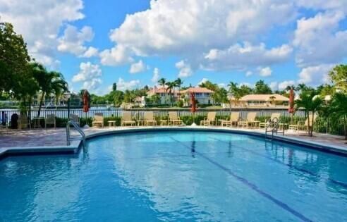 For Rent: $5,250 (2 beds, 2 baths, 1412 Square Feet)