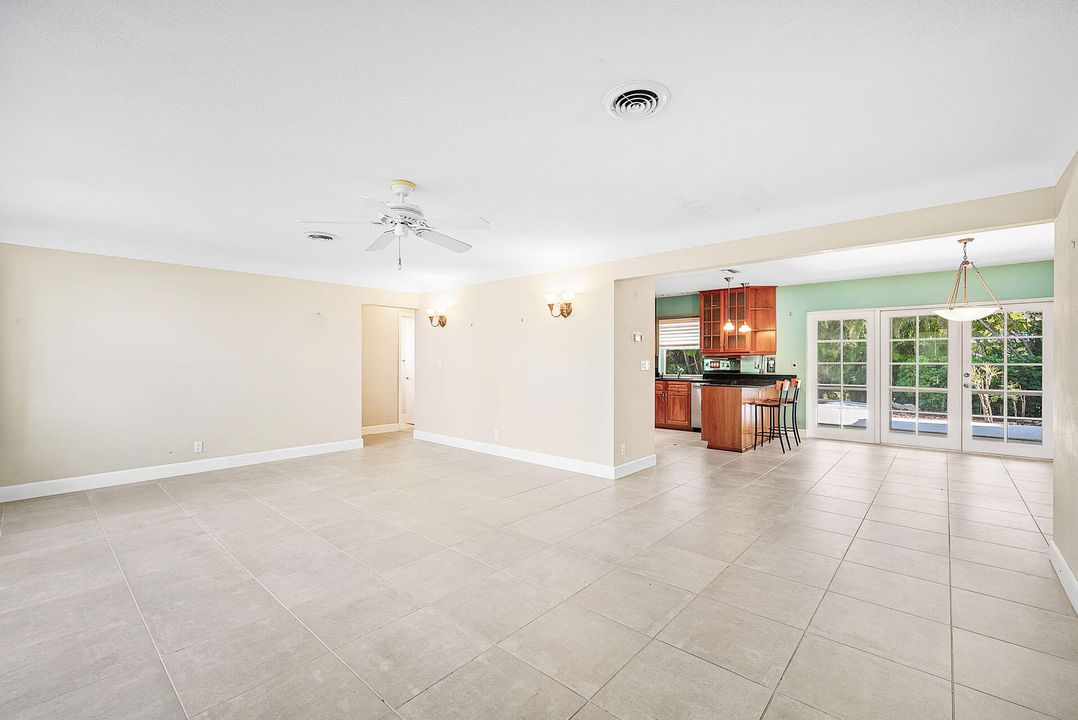 For Sale: $845,000 (4 beds, 2 baths, 1678 Square Feet)