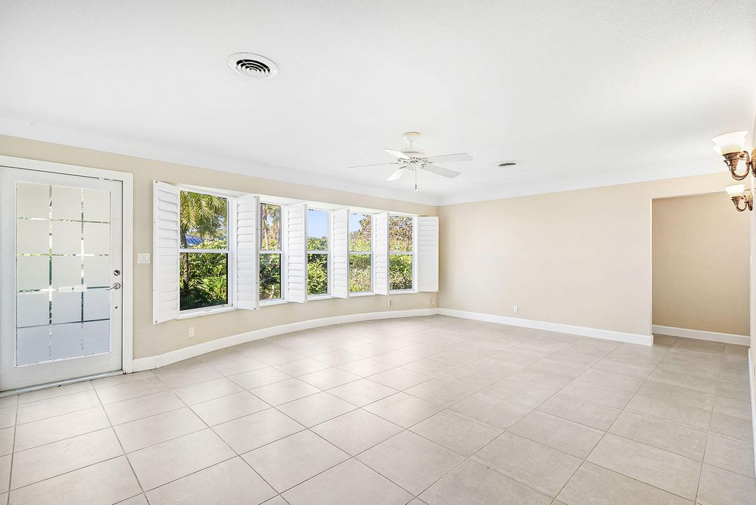 For Sale: $845,000 (4 beds, 2 baths, 1678 Square Feet)