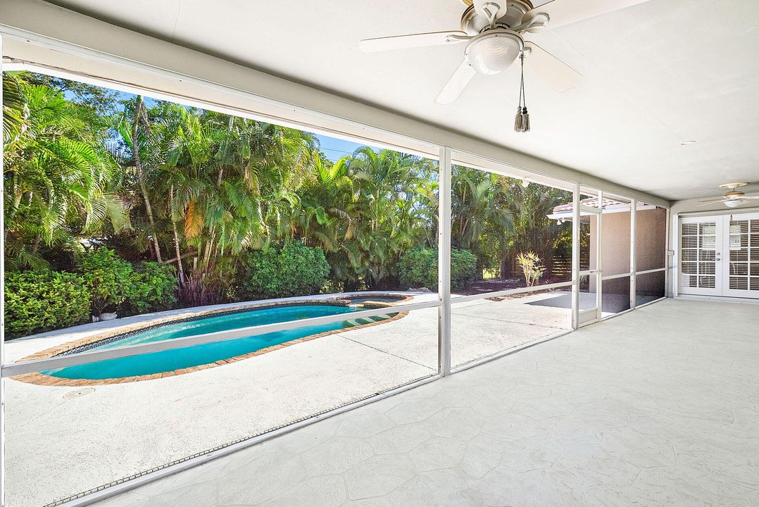 For Sale: $845,000 (4 beds, 2 baths, 1678 Square Feet)