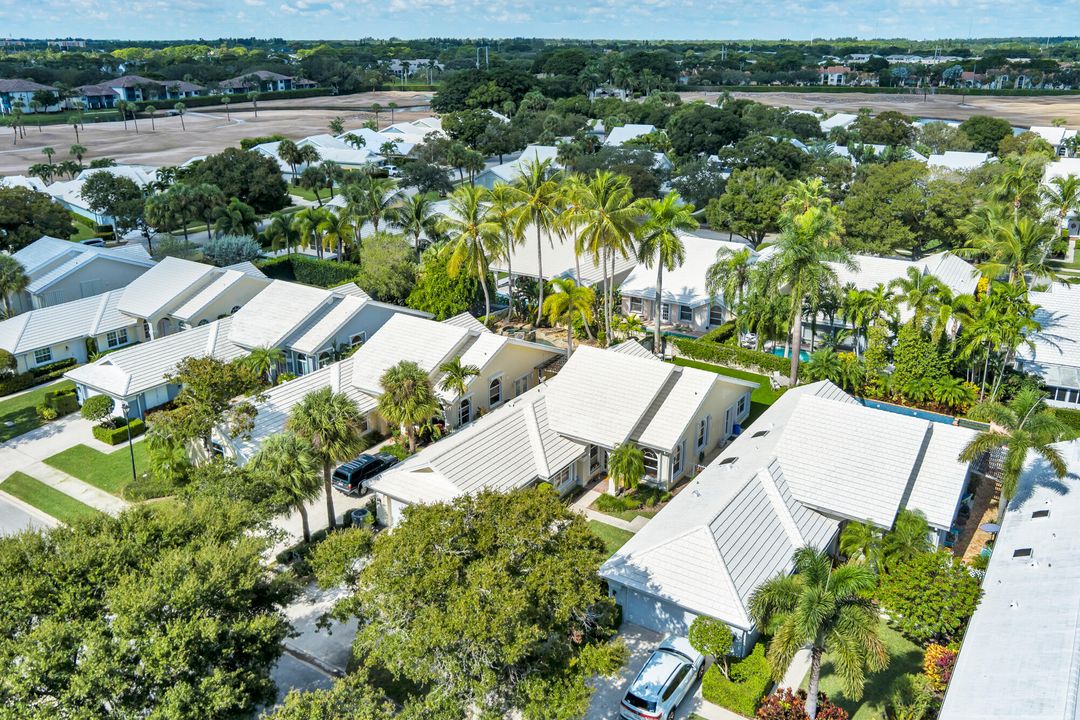 出租: $5,500 (3 贝兹, 2 浴室, 1974 平方英尺)