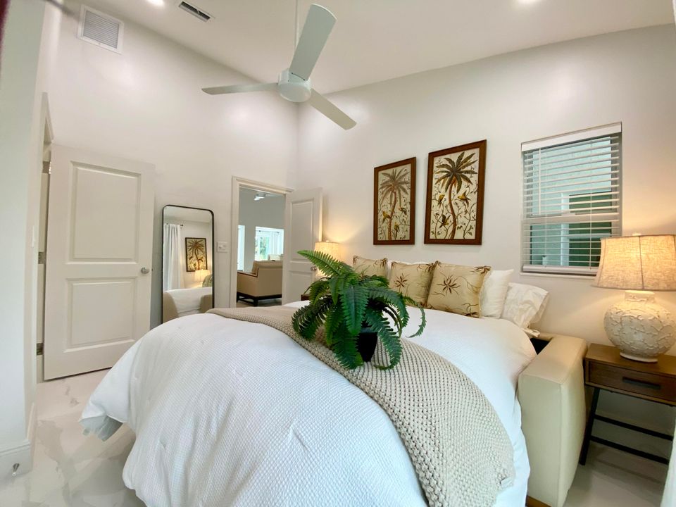 For Sale: $1,898,000 (3 beds, 3 baths, 2576 Square Feet)