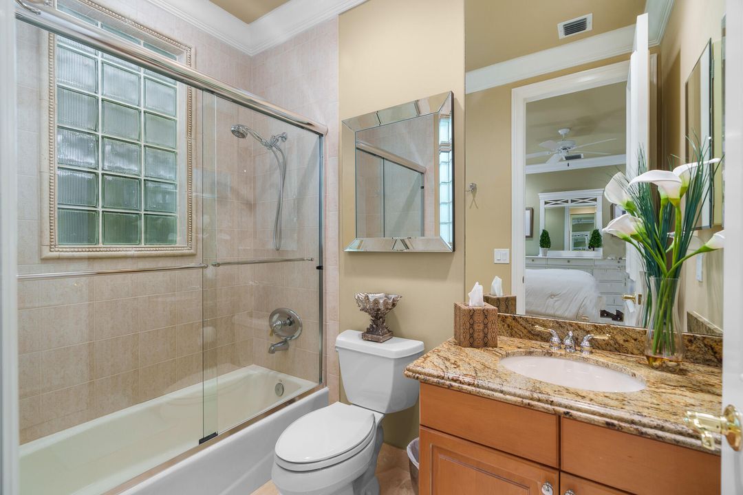 Под контрактом: $3,500,000 (3 спален, 3 ванн, 3571 Квадратных фут)