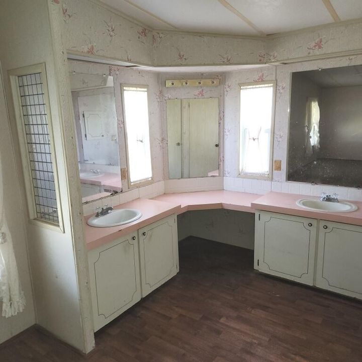 待售: $104,900 (2 贝兹, 2 浴室, 1248 平方英尺)