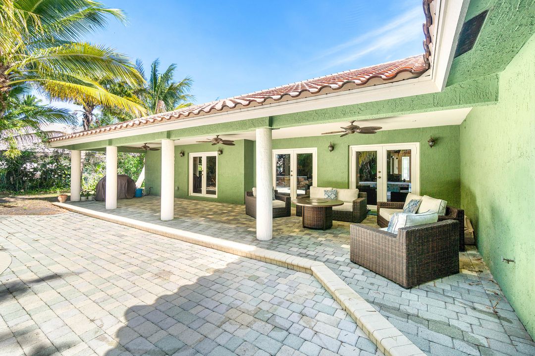 待售: $1,950,000 (4 贝兹, 4 浴室, 5130 平方英尺)