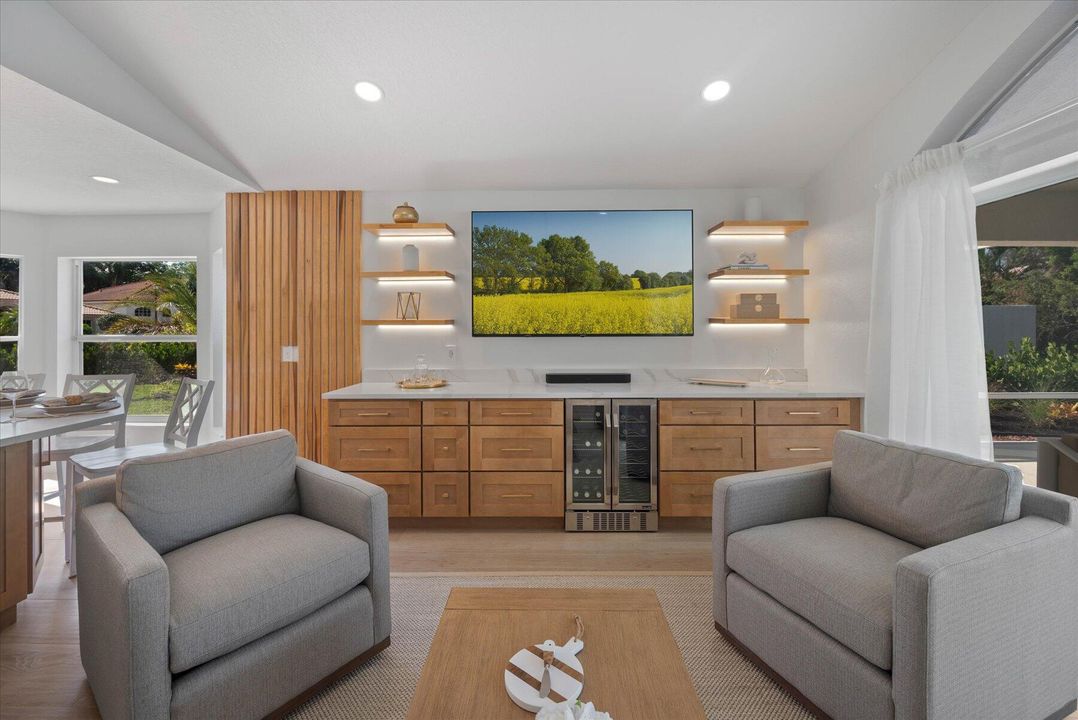 For Sale: $889,000 (3 beds, 2 baths, 2152 Square Feet)